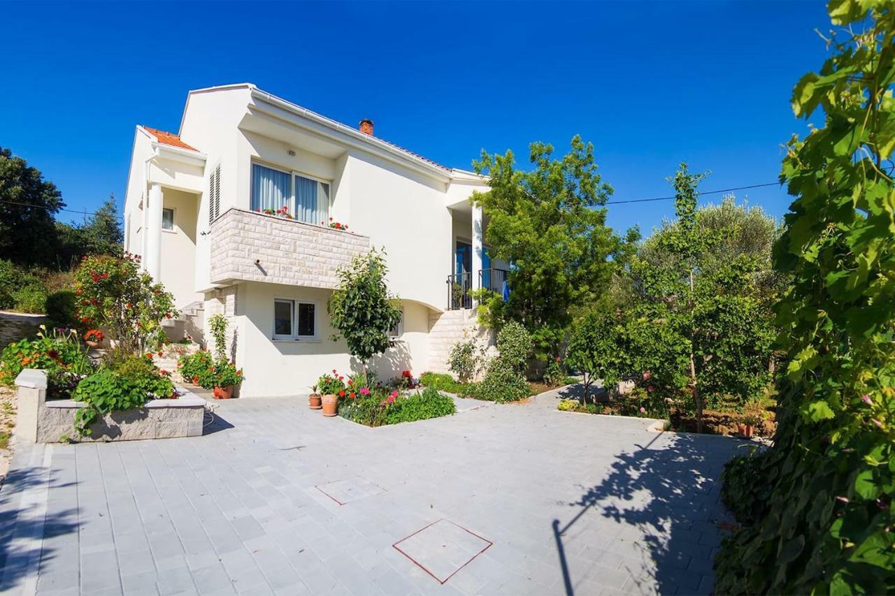 Apartment Nives Zadar Extérieur photo